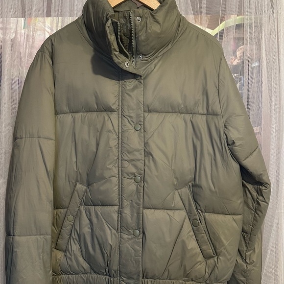 GARAGE Puffer Jacket - Picture 2 of 4